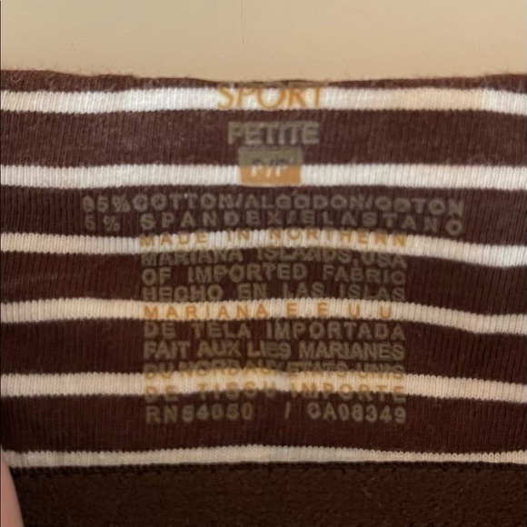 Jones New York halter top. - Picture 2 of 2